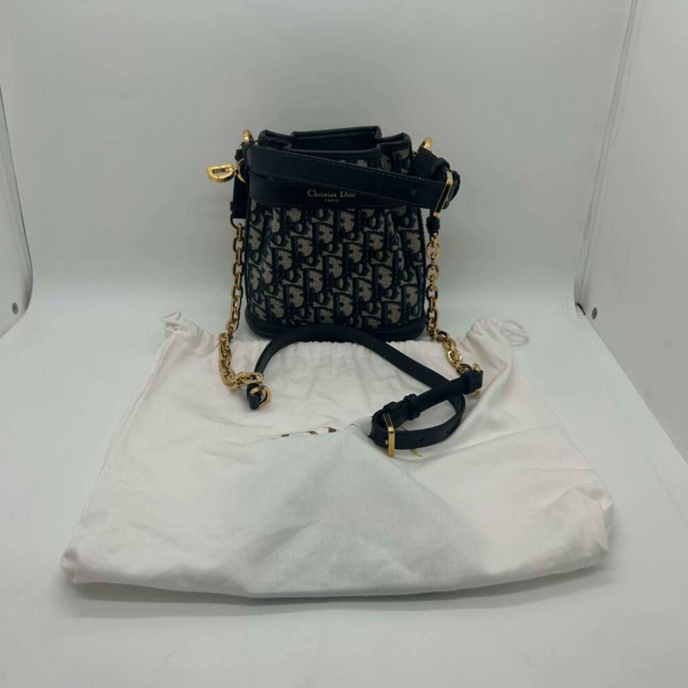 Dior Women Pre-Loved Bag Very Good Condition
